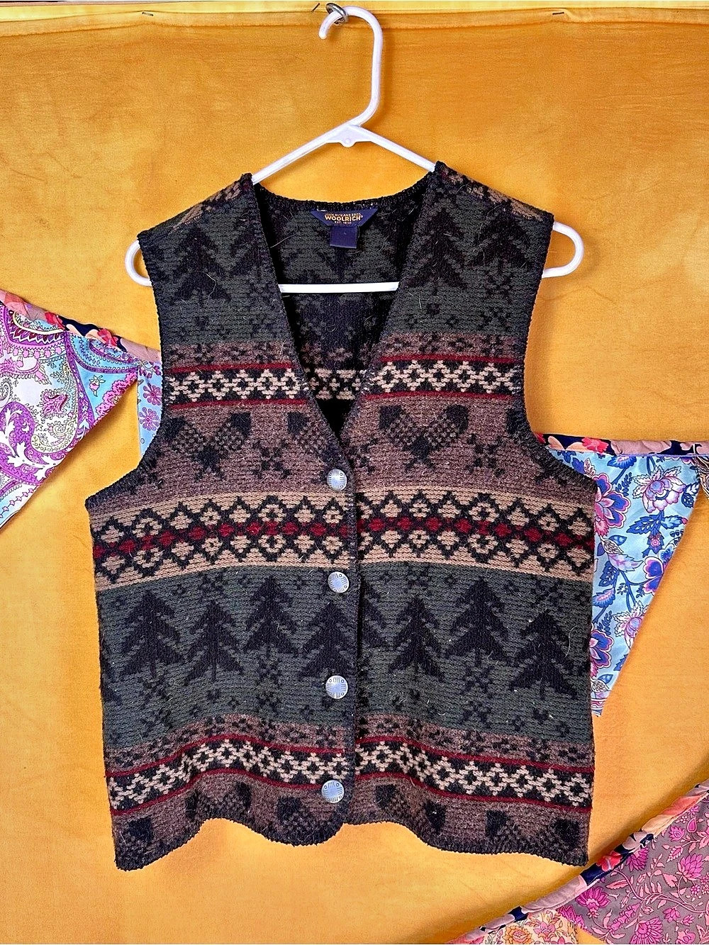 Vintage Woolrich Women’s Sweater Vest Medium